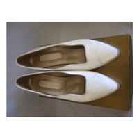 Gianni Ballenti Wedding Shoes Gianni Ballenti - Size: 4.5 - Cream - Heeled shoes