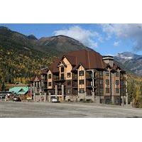 Glacier Mountaineer Lodge