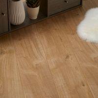 Gladstone Natural Oak Effect Laminate Flooring 1.996 m² Pack