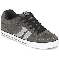 Globe ENCORE-2 men\'s Shoes (Trainers) in grey