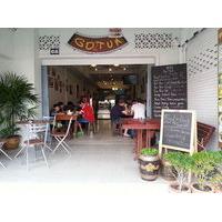 Gotum Hostel & Restaurant 2