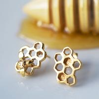gold honeycomb stud earrings mismatched