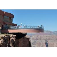 grand canyon helicopter tour from las vegas with skywalk skip the line ...