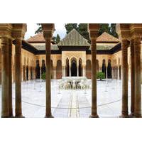 Granada Walking Tour Including Alhambra, Albaicin and Sacromonte