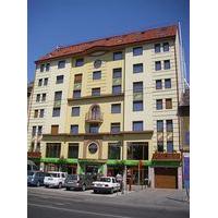 Green Hotel Budapest