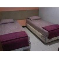 Griya Pantes - Hostel