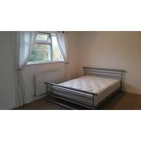 great size double room close to towncentre