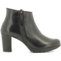 Grace Shoes 4431083 Ankle boots Women Black women\'s Mid Boots in black