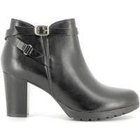 Grace Shoes 4431254 Ankle boots Women Black women\'s Mid Boots in black