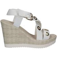 Grace Shoes 52408 Wedge sandals Women Bianco women\'s Sandals in white