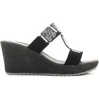 Grace Shoes 18104 Wedge sandals Women Black women\'s Clogs (Shoes) in black