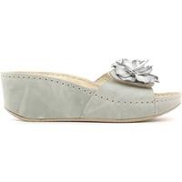 Grunland CI1026 Wedge sandals Women Ghiaccio women\'s Clogs (Shoes) in white