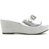 Grace Shoes 1601F1 Wedge sandals Women Silver women\'s Clogs (Shoes) in Silver