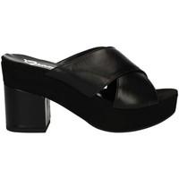 Grace Shoes P 02 F 13 C Sandals Women Black women\'s Mules / Casual Shoes in black