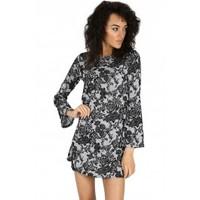 Grace 70\'s Bell Sleeve Mini Shift Dress