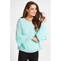 Green Double Layer Sleeve Plain Blouse