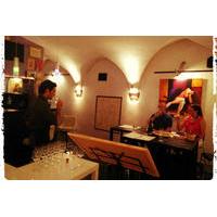 guided wine tasting and pasta pair in the centre