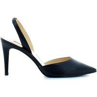 guess flbyr1 lea05 decollet women ner0 womens court shoes in black