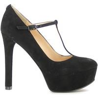 Guess FLEAS4 SUE08 Decolletè Women women\'s Court Shoes in black