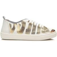 Guess FLOHR2 LEP12 Sneakers Women Gold women\'s Shoes (Trainers) in gold