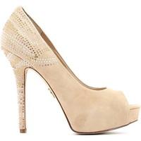 Guess FLEFI1 SUE07 Decolletè Women Beige women\'s Court Shoes in BEIGE