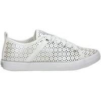 guess fljli1 ele12 sneakers womens shoes trainers in white