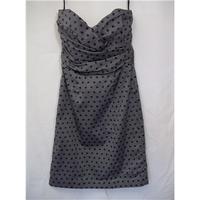 H & M - Size: 10 - Grey - Strapless dress