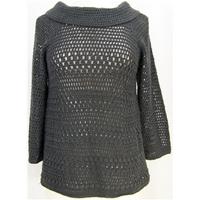 h m size 8 grey jumper