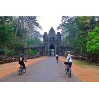 Half-Day Bike Tour from Siem Reap to Angkor Wat