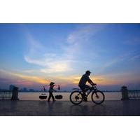 Half-Day Hanoi Foodie Tour on Bike