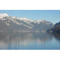 Half-day Private Tour to Waterfalls, Lake Thun and Lake Brienz from Interlaken