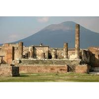 half day tour to pompeii