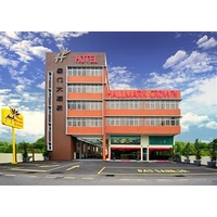 Hallmark Crown Hotel