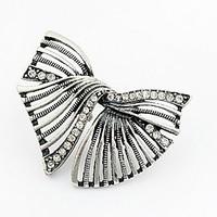 Han Edition Atmosphere Personality Big Bowknot Is Diamond Ring