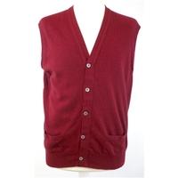 Harrods - Size: M - Red Cashmere - Waistcoat