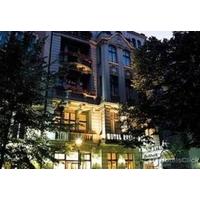 HENRI HOTEL BERLIN KURFURSTENDAM...