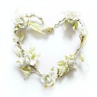 Heart Shaped Rose Wreath - Cream