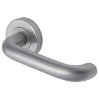 heritage v3090 harmony satin chrome round rose lever door furniture