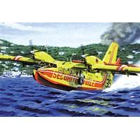 Heller 80370 Canadair CL 415 Card Model Kit