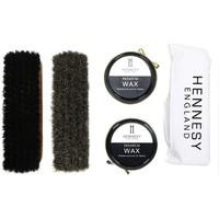 Hennesy England Premium Shoe Wax Brush Gift Set women\'s Aftercare Kit in Multicolour