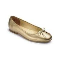 Heavenly Soles Bow Ballerina Shoes EEE