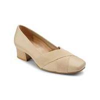 Heavenly Soles Court Shoes EEEE Fit