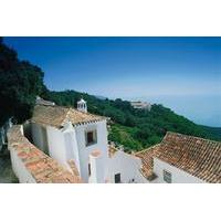 Historical and Natural Arrábida: Private Tour from Lisbon