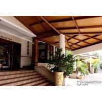 HIGHGATE HOTEL