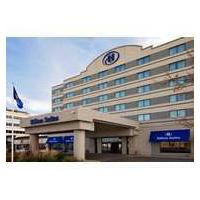 Hilton Winnipeg Airport Suites