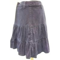 hm size 32 purple knee length skirt