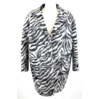 hm size 10 12 grey black zebra print felted mohair blend 34 length coa ...