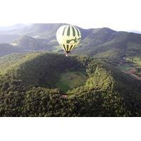 Hot Air Balloon Flight and Breakfast over the Volcanoes of Catalonia