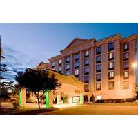 Holiday Inn Hotel & Suites Ralei...