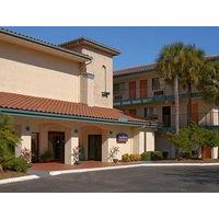 Howard Johnson Inn and Suites Jacksonville FL